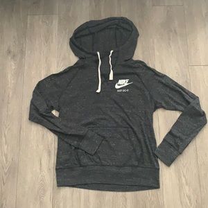 Nike Pullover / Hoodie